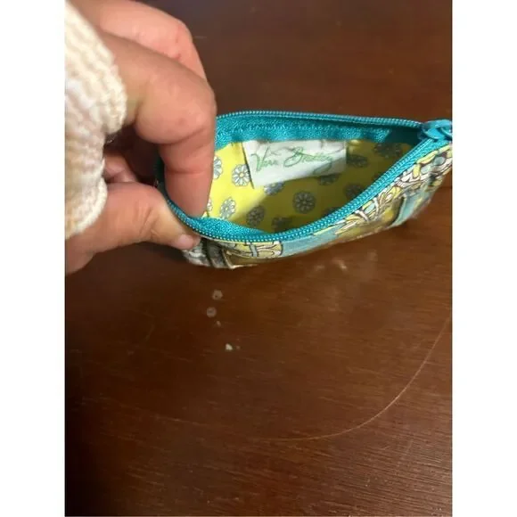 Vera Bradley coin purse - Picture 4 of 4
